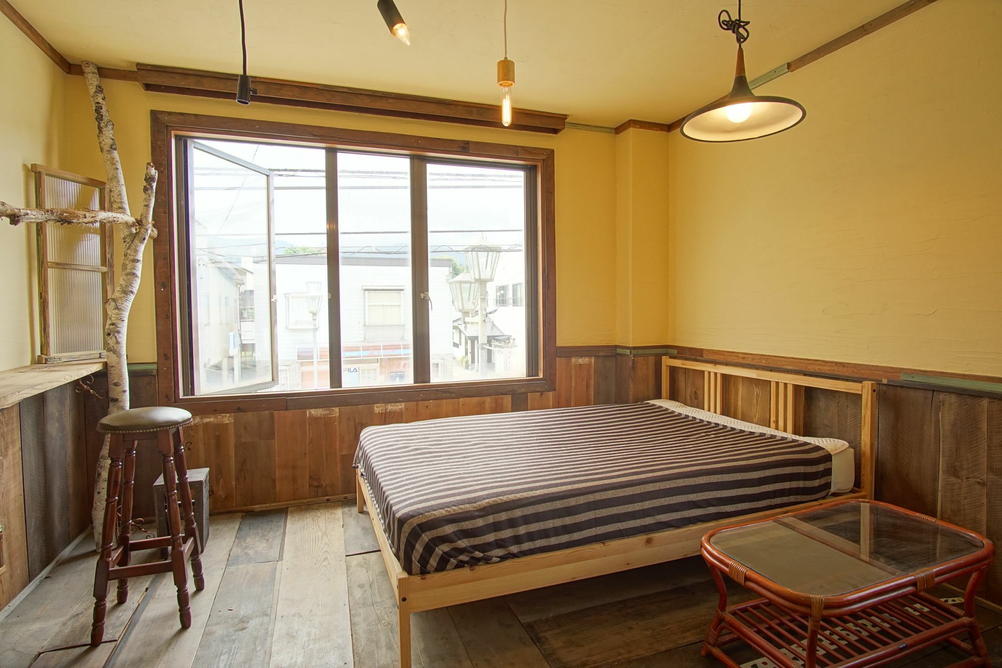 Hakuba Station Guesthouse En Eksteriør bilde