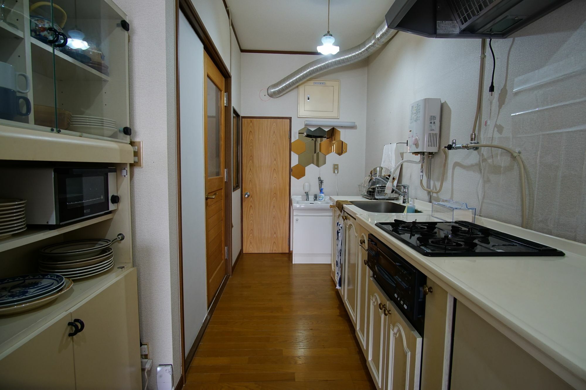 Hakuba Station Guesthouse En Eksteriør bilde